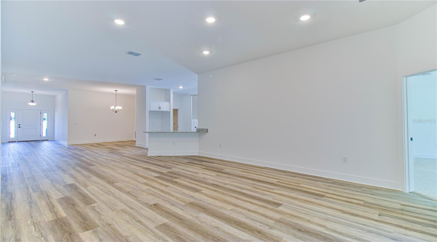 Alachua, Florida 32615, 4 Bedroom Bedrooms, ,3 Bathroombathrooms,Residential,For Sale,168Th,0,Mfrgc541548