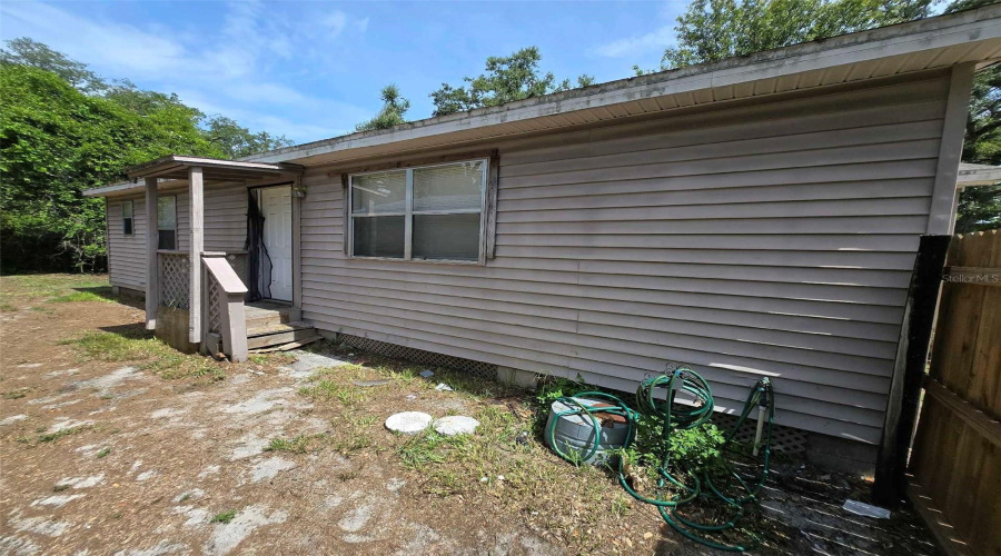 Tampa, Florida 33619, 3 Bedroom Bedrooms, ,2 Bathroombathrooms,Residential,For Sale,Gordon,0,Mfro6324252