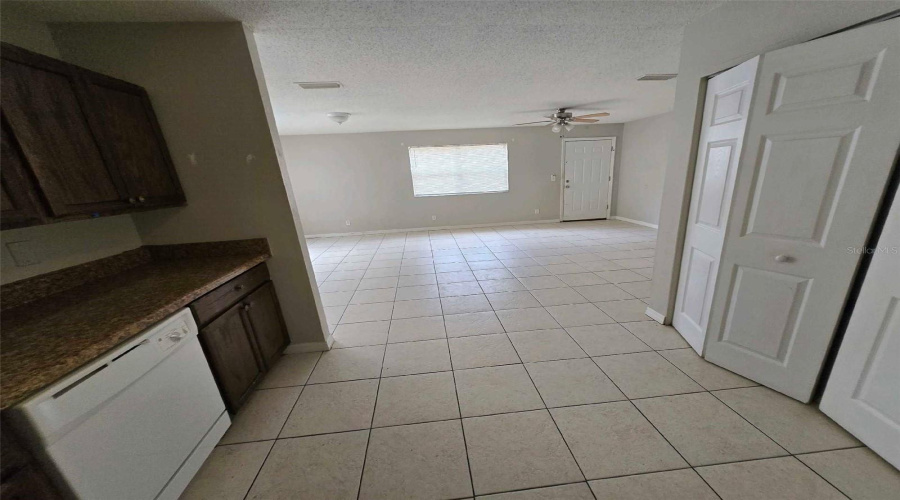 Tampa, Florida 33619, 3 Bedroom Bedrooms, ,2 Bathroombathrooms,Residential,For Sale,Gordon,0,Mfro6324252