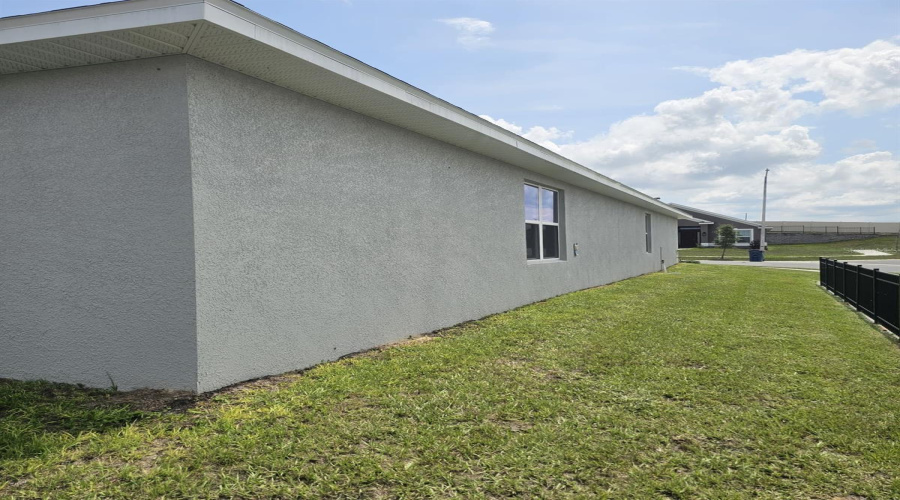 Haines City, Florida 33844, 3 Bedroom Bedrooms, ,2 Bathroombathrooms,Residential,For Sale,Tagliamento,0,Mfrp4931076