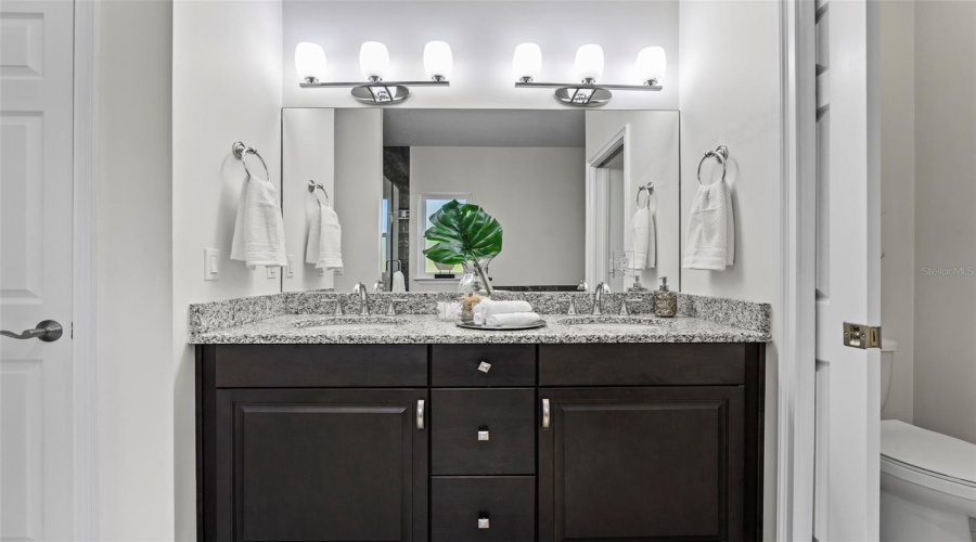 En Suite Bath