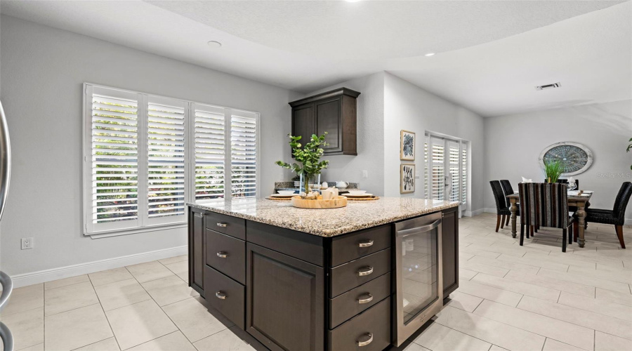 Light And Bright Kitchen