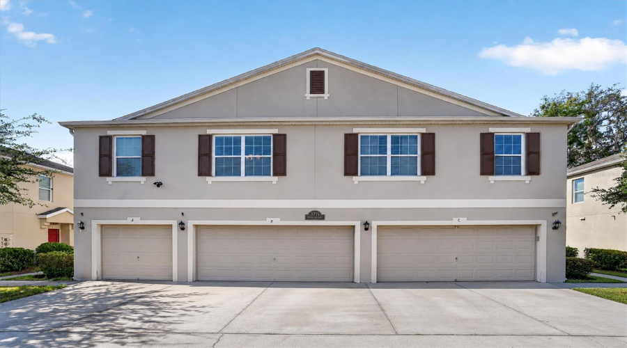 Orlando, Florida 32808, 2 Bedroom Bedrooms, ,2 Bathroombathrooms,Residential,For Sale,Seneca Club,0,Mfrs5156072