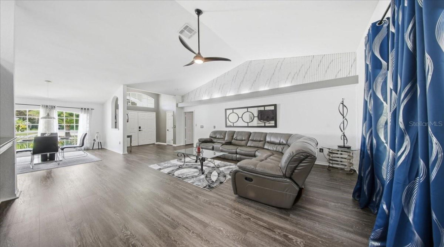 Lake Wales, Florida 33898, 3 Bedroom Bedrooms, ,2 Bathroombathrooms,Residential,For Sale,Old Cutler,0,Mfrp4939046