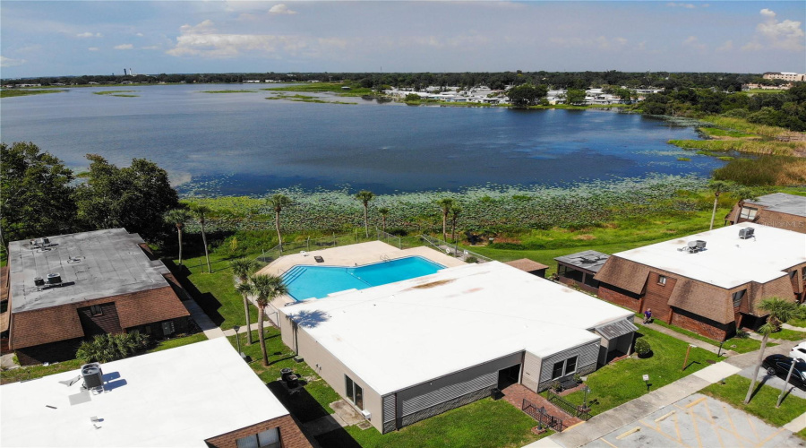Lakeland, Florida 33801, 4 Bedroom Bedrooms, ,2 Bathroombathrooms,Residential,For Sale,Crystal Lake,0,Mfrl4954840