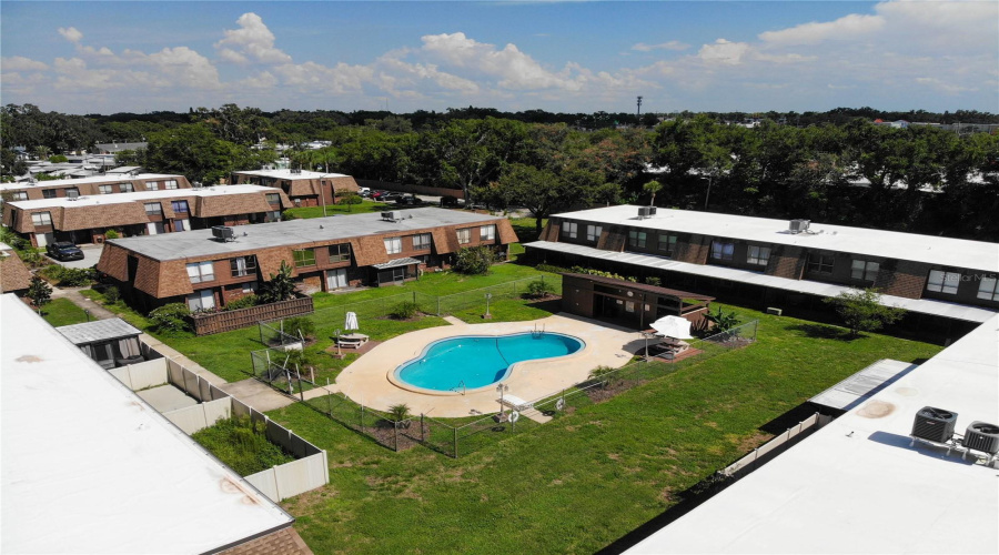 Lakeland, Florida 33801, 4 Bedroom Bedrooms, ,2 Bathroombathrooms,Residential,For Sale,Crystal Lake,0,Mfrl4954840