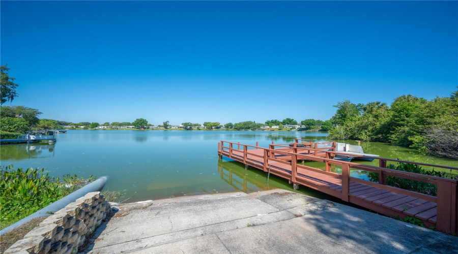 Bartow, Florida 33830, 2 Bedroom Bedrooms, ,2 Bathroombathrooms,Residential,For Sale,Floral,0,Mfrl4959639