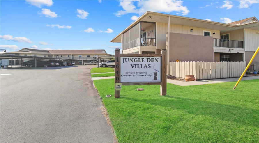 Astor, Florida 32102, 2 Bedroom Bedrooms, ,2 Bathroombathrooms,Residential,For Sale,Juno,0,Mfro6376942