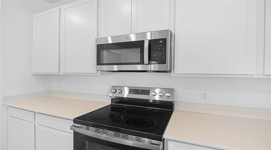 Winter Haven, Florida 33884, 3 Bedroom Bedrooms, ,2 Bathroombathrooms,Residential,For Sale,Mickey,0,Mfrs5138935