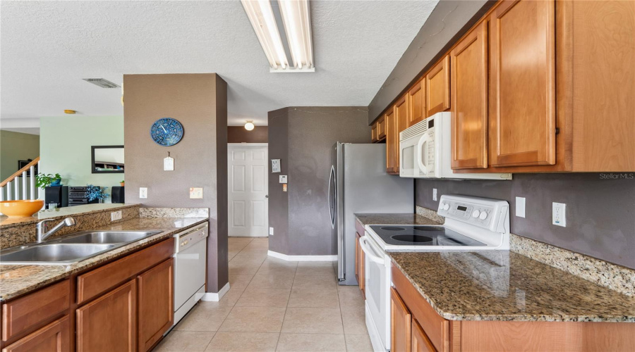 Land O Lakes, Florida 34638, 4 Bedroom Bedrooms, ,2 Bathroombathrooms,Residential,For Sale,Cardinal Feather,0,Mfrtb8507083