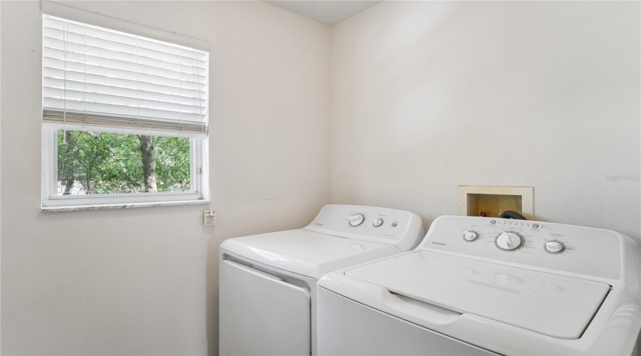 Land O Lakes, Florida 34638, 4 Bedroom Bedrooms, ,2 Bathroombathrooms,Residential,For Sale,Cardinal Feather,0,Mfrtb8507083