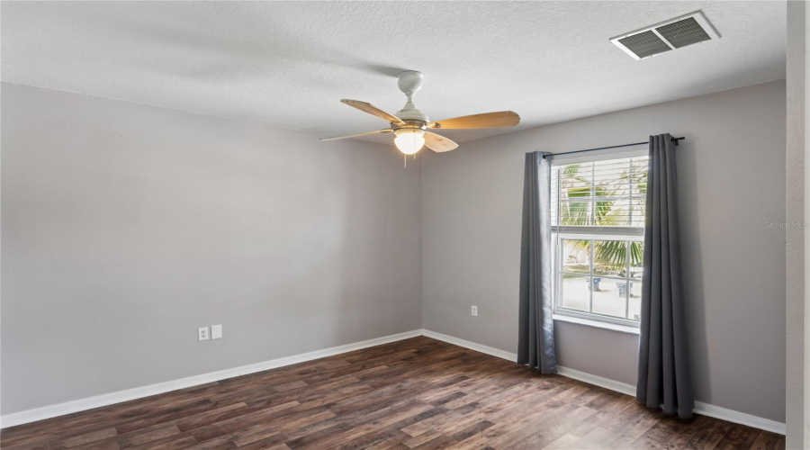 Land O Lakes, Florida 34638, 4 Bedroom Bedrooms, ,2 Bathroombathrooms,Residential,For Sale,Cardinal Feather,0,Mfrtb8507083