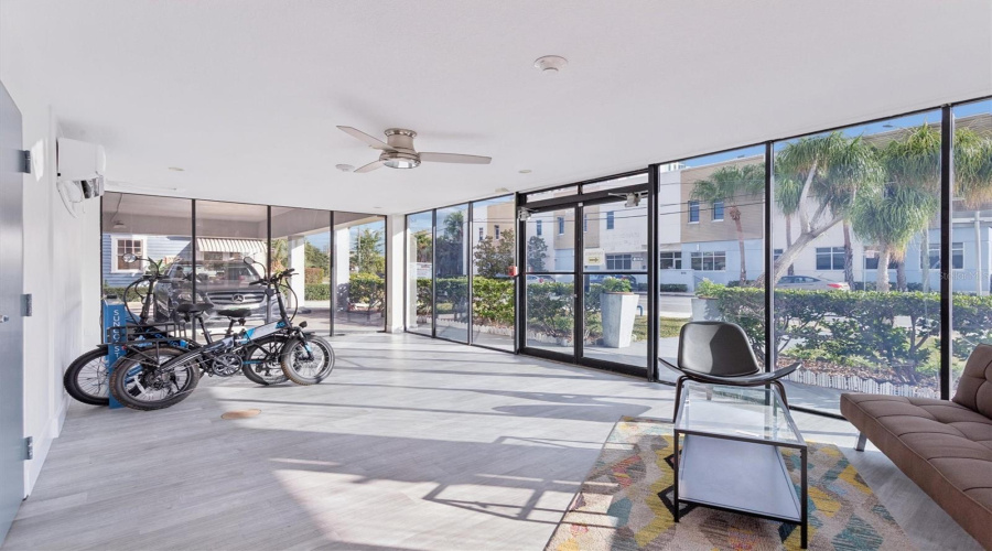 St Petersburg, Florida 33701, 1 Bedroom Bedrooms, ,1 Bathroombathrooms,Residential,For Sale,4Th,0,Mfrtb8450640