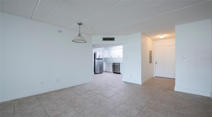 Treasure Island, Florida 33706, 1 Bedroom Bedrooms, ,1 Bathroombathrooms,Residential,For Sale,Paradise,0,Mfrtb8501562
