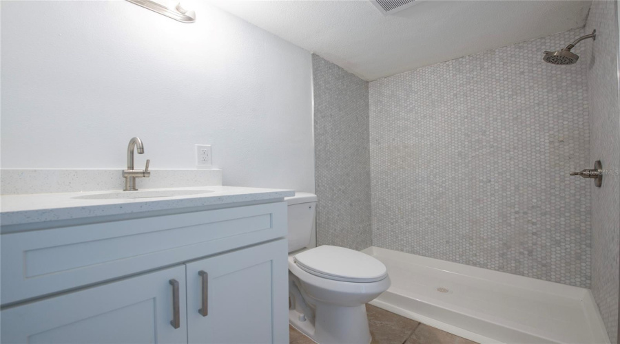 Treasure Island, Florida 33706, 1 Bedroom Bedrooms, ,1 Bathroombathrooms,Residential,For Sale,Paradise,0,Mfrtb8501562