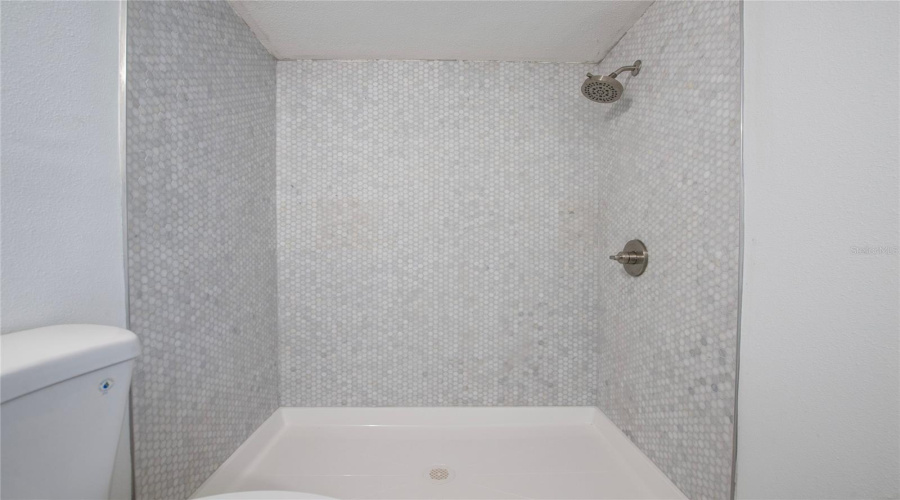 Treasure Island, Florida 33706, 1 Bedroom Bedrooms, ,1 Bathroombathrooms,Residential,For Sale,Paradise,0,Mfrtb8501562