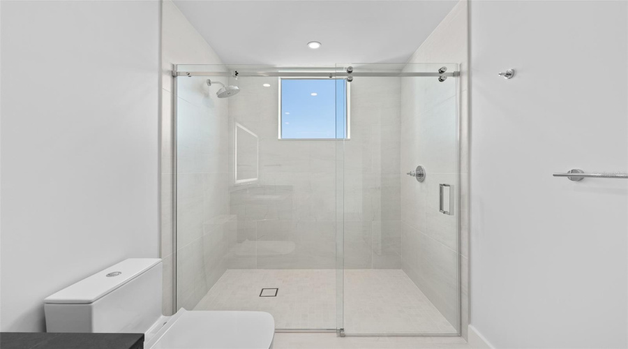Bathroom 4