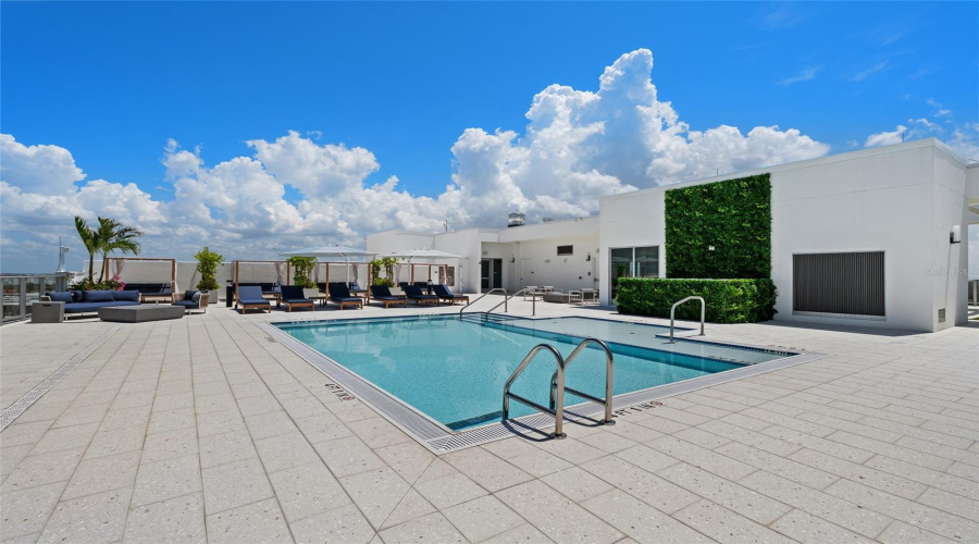 Tampa, Florida 33616, 3 Bedroom Bedrooms, ,4 Bathroombathrooms,Residential,For Sale,Bowen Daniel Dr.,0,Mfrtb8524972