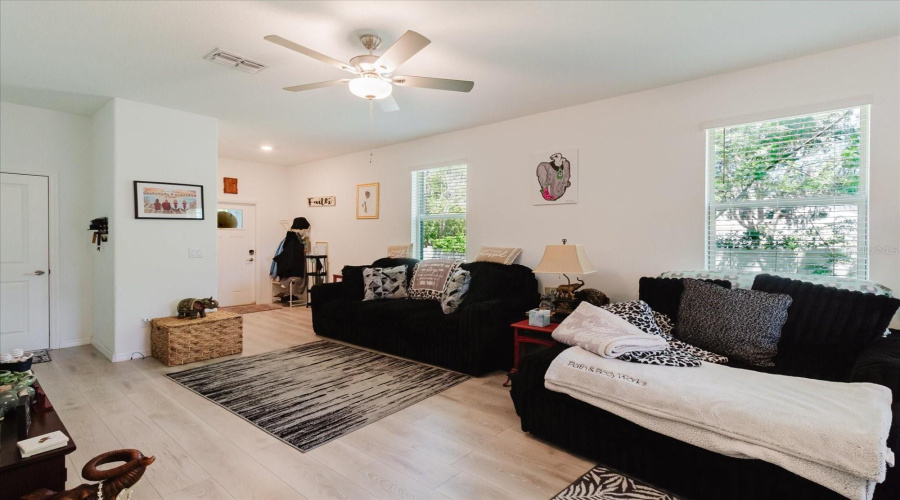 Holiday, Florida 34690, 2 Bedroom Bedrooms, ,2 Bathroombathrooms,Residential,For Sale,Forum,0,Mfrtb8498911