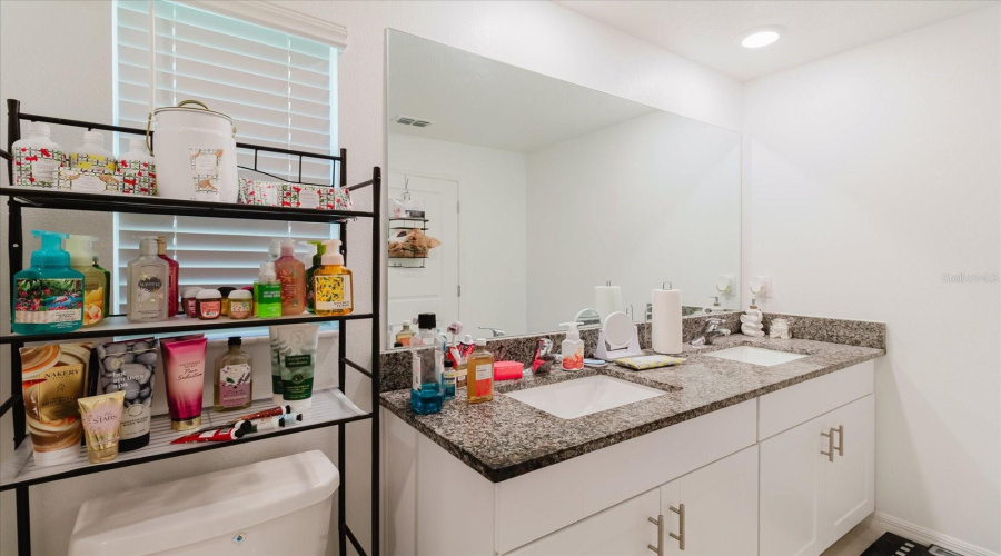 Holiday, Florida 34690, 2 Bedroom Bedrooms, ,2 Bathroombathrooms,Residential,For Sale,Forum,0,Mfrtb8498911