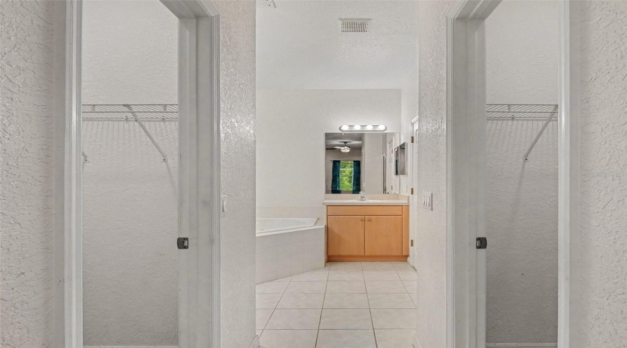 North Port, Florida 34286, 3 Bedroom Bedrooms, ,2 Bathroombathrooms,Residential,For Sale,Dureve,0,Mfrtb8542559