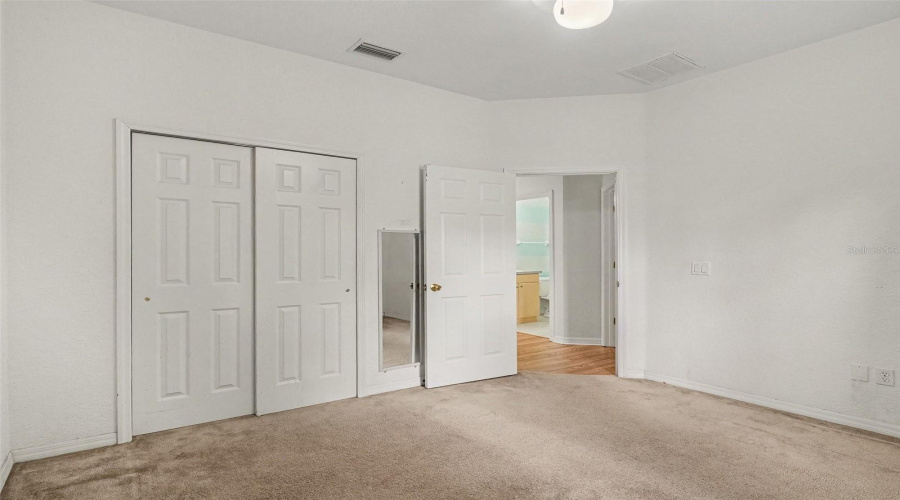 North Port, Florida 34286, 3 Bedroom Bedrooms, ,2 Bathroombathrooms,Residential,For Sale,Dureve,0,Mfrtb8542559
