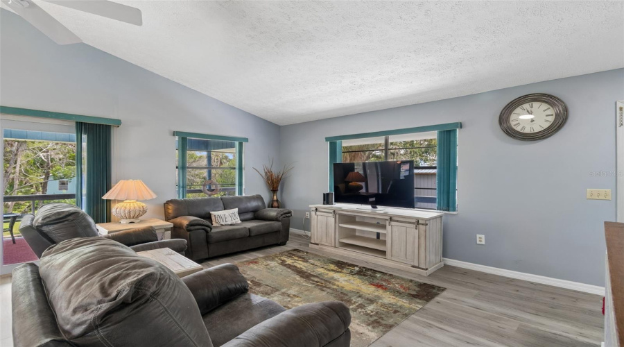 Crystal River, Florida 34429, 2 Bedroom Bedrooms, ,2 Bathroombathrooms,Residential,For Sale,Ozello,0,Mfrtb8532564