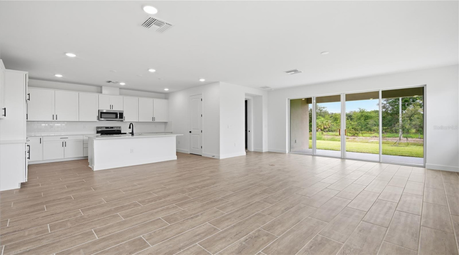 Parrish, Florida 34219, 4 Bedroom Bedrooms, ,3 Bathroombathrooms,Residential,For Sale,Banks,0,Mfrs5142968