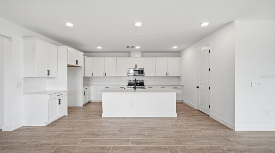 Parrish, Florida 34219, 4 Bedroom Bedrooms, ,3 Bathroombathrooms,Residential,For Sale,Banks,0,Mfrs5142968
