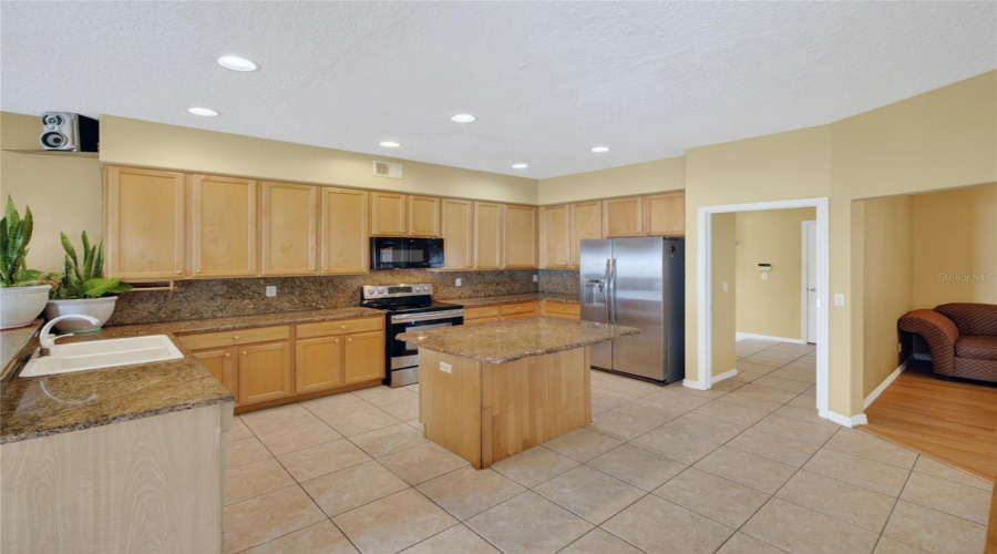 Kitchen - Pic 2