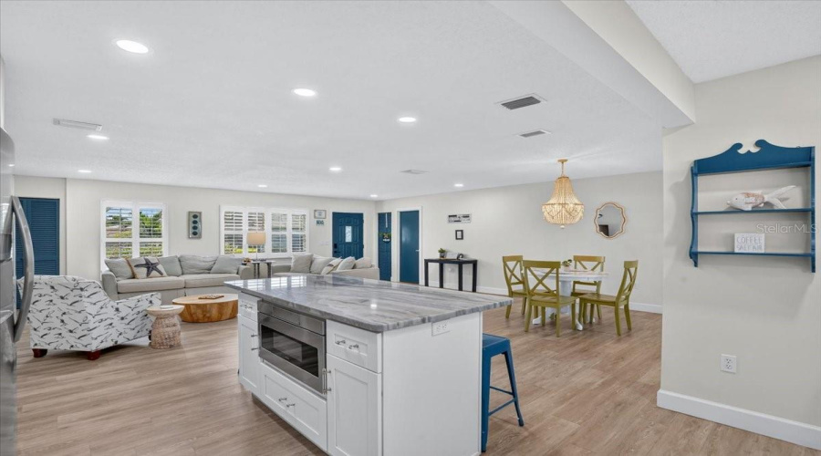 Bradenton, Florida 34210, 3 Bedroom Bedrooms, ,2 Bathroombathrooms,Residential,For Sale,Mangrove Point,0,Mfra4702846