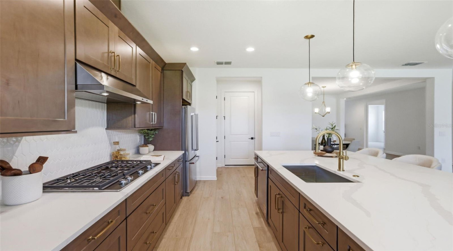 Apopka, Florida 32703, 4 Bedroom Bedrooms, ,3 Bathroombathrooms,Residential,For Sale,Stoneclifff,0,Mfro6417813
