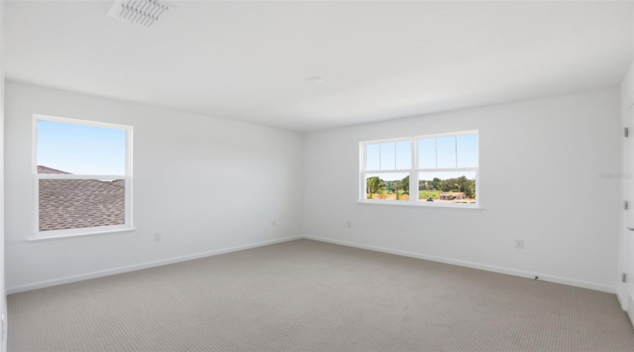 Apopka, Florida 32703, 4 Bedroom Bedrooms, ,3 Bathroombathrooms,Residential,For Sale,Stoneclifff,0,Mfro6417813