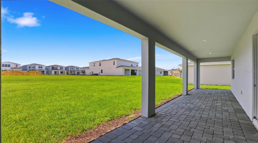 Apopka, Florida 32703, 4 Bedroom Bedrooms, ,3 Bathroombathrooms,Residential,For Sale,Stoneclifff,0,Mfro6417813