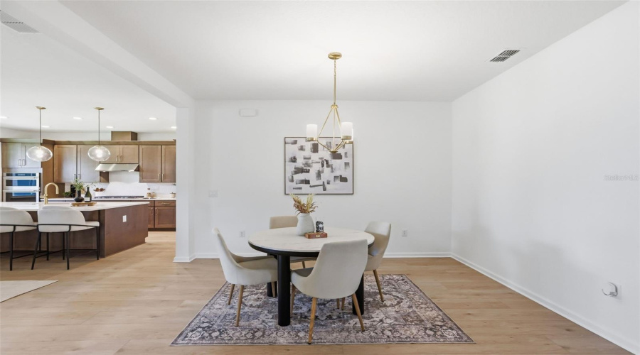 Apopka, Florida 32703, 4 Bedroom Bedrooms, ,3 Bathroombathrooms,Residential,For Sale,Stoneclifff,0,Mfro6417813