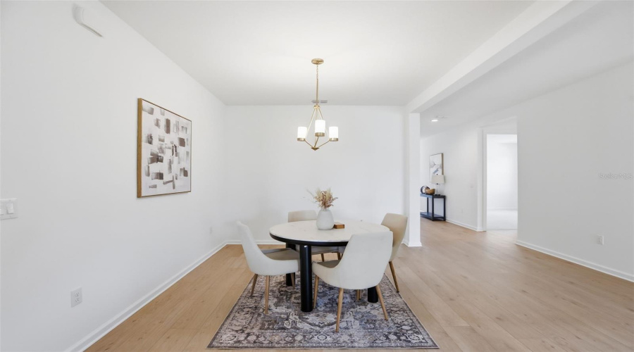 Apopka, Florida 32703, 4 Bedroom Bedrooms, ,3 Bathroombathrooms,Residential,For Sale,Stoneclifff,0,Mfro6417813