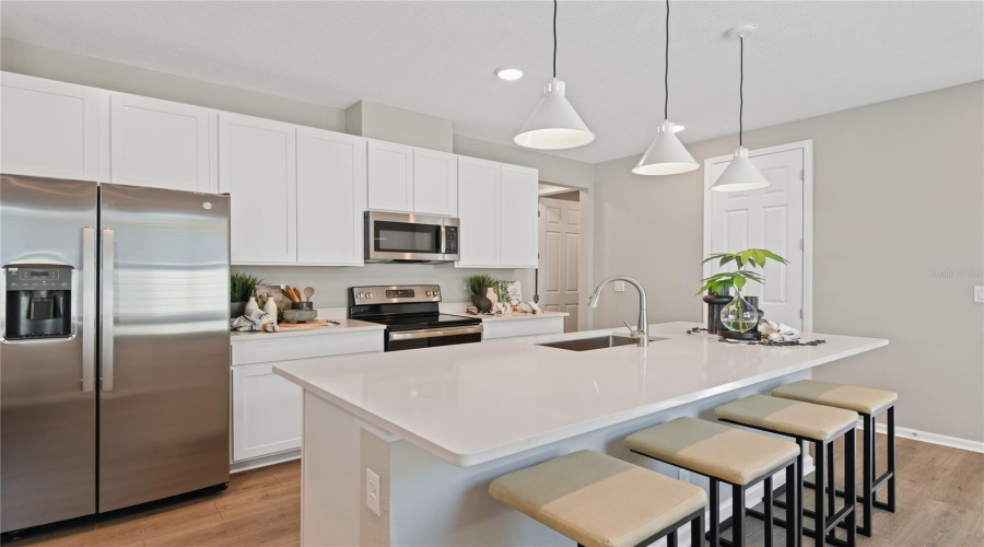 Apollo Beach, Florida 33572, 3 Bedroom Bedrooms, ,2 Bathroombathrooms,Residential,For Sale,Sunlit Bend,0,Mfrs5151485
