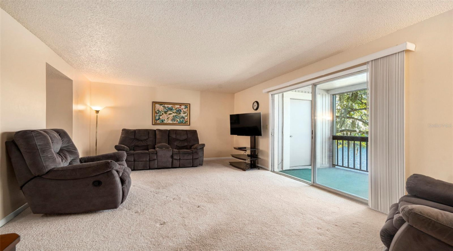 Tampa, Florida 33615, 2 Bedroom Bedrooms, ,2 Bathroombathrooms,Residential,For Sale,Newtown,0,Mfrtb8358182