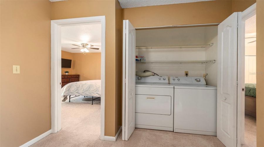 Tampa, Florida 33615, 2 Bedroom Bedrooms, ,2 Bathroombathrooms,Residential,For Sale,Newtown,0,Mfrtb8358182