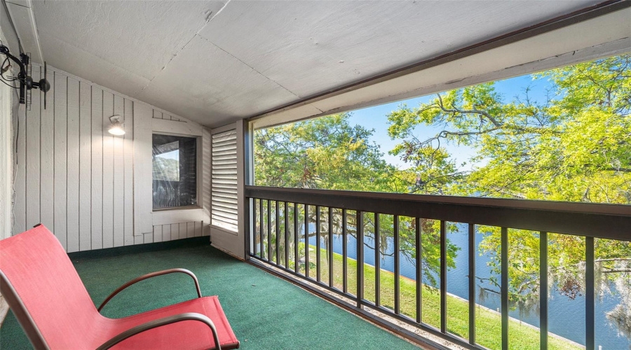 Tampa, Florida 33615, 2 Bedroom Bedrooms, ,2 Bathroombathrooms,Residential,For Sale,Newtown,0,Mfrtb8358182