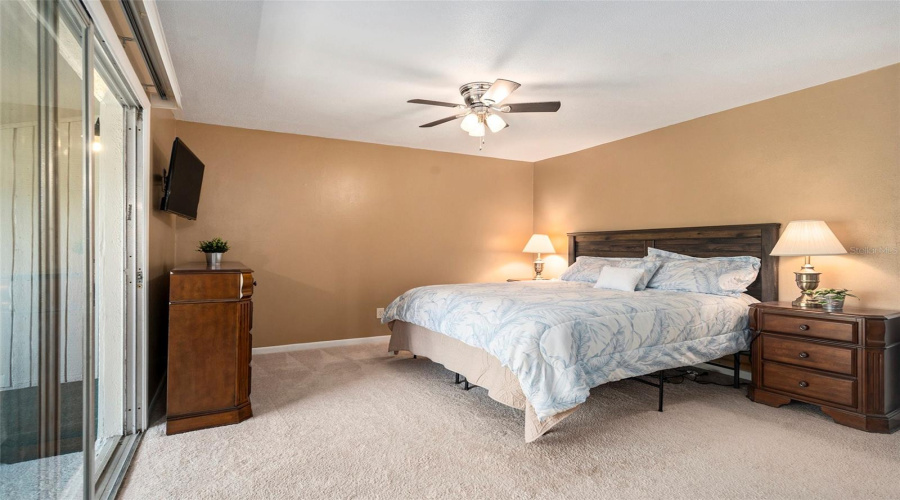 Tampa, Florida 33615, 2 Bedroom Bedrooms, ,2 Bathroombathrooms,Residential,For Sale,Newtown,0,Mfrtb8358182