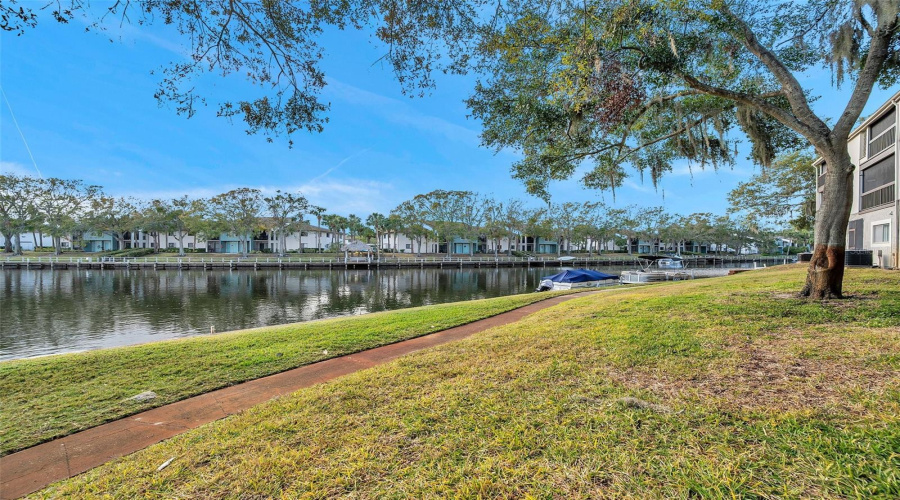 Tampa, Florida 33615, 2 Bedroom Bedrooms, ,2 Bathroombathrooms,Residential,For Sale,Newtown,0,Mfrtb8358182