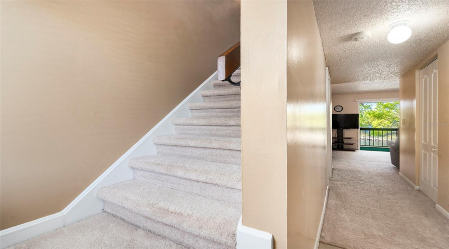 Tampa, Florida 33615, 2 Bedroom Bedrooms, ,2 Bathroombathrooms,Residential,For Sale,Newtown,0,Mfrtb8358182