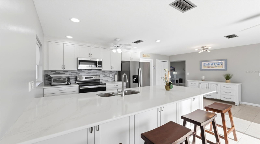 New Port Richey, Florida 34652, 2 Bedroom Bedrooms, ,2 Bathroombathrooms,Residential,For Sale,Forecastle,0,Mfrw7884745