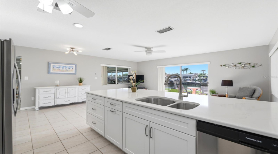 New Port Richey, Florida 34652, 2 Bedroom Bedrooms, ,2 Bathroombathrooms,Residential,For Sale,Forecastle,0,Mfrw7884745