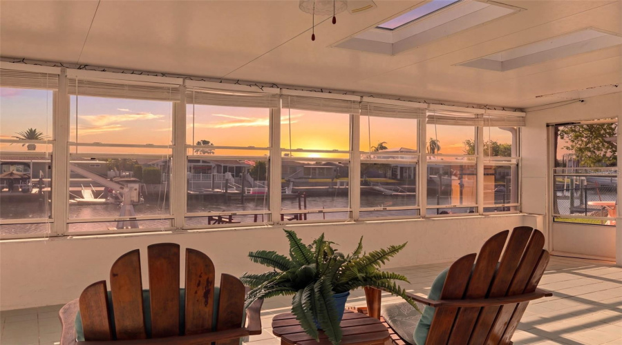 New Port Richey, Florida 34652, 2 Bedroom Bedrooms, ,2 Bathroombathrooms,Residential,For Sale,Forecastle,0,Mfrw7884745