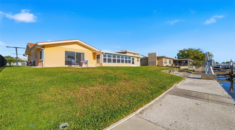 New Port Richey, Florida 34652, 2 Bedroom Bedrooms, ,2 Bathroombathrooms,Residential,For Sale,Forecastle,0,Mfrw7884745