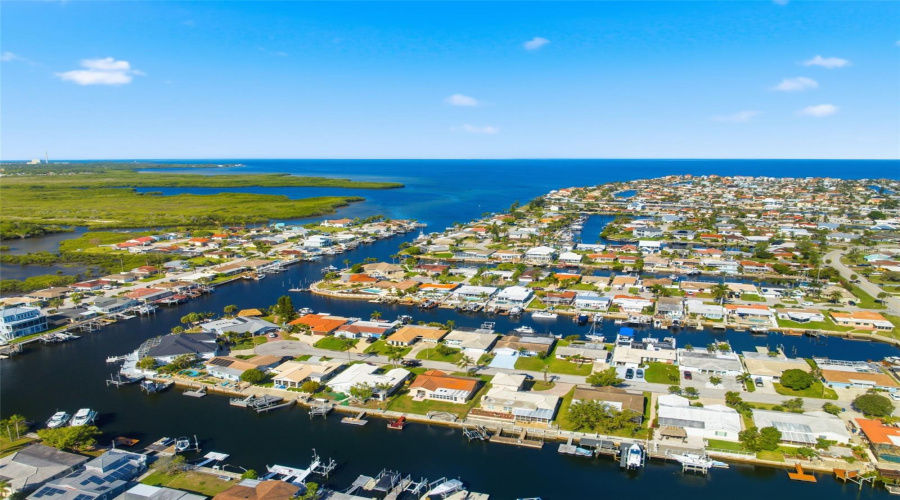 New Port Richey, Florida 34652, 2 Bedroom Bedrooms, ,2 Bathroombathrooms,Residential,For Sale,Forecastle,0,Mfrw7884745