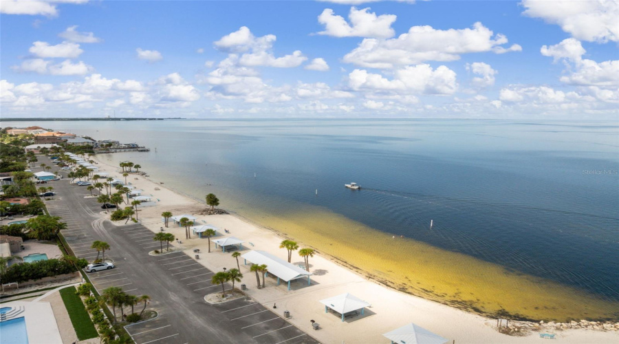 New Port Richey, Florida 34652, 2 Bedroom Bedrooms, ,2 Bathroombathrooms,Residential,For Sale,Forecastle,0,Mfrw7884745