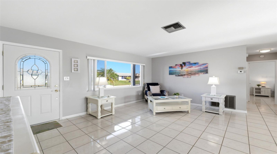 New Port Richey, Florida 34652, 2 Bedroom Bedrooms, ,2 Bathroombathrooms,Residential,For Sale,Forecastle,0,Mfrw7884745